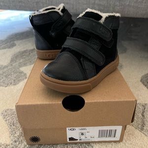 Ugg Toddler - Rennon Black Boot - Size 6